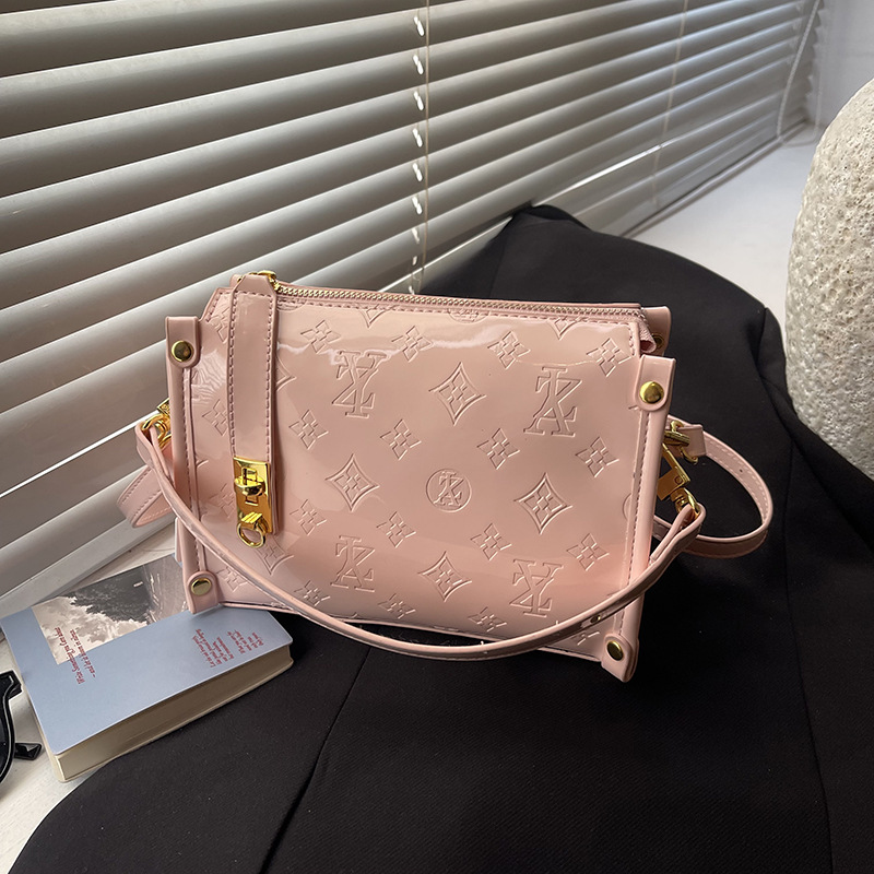 Collezione Design Classico 202 - Women Bags Collection recensione e prezzo