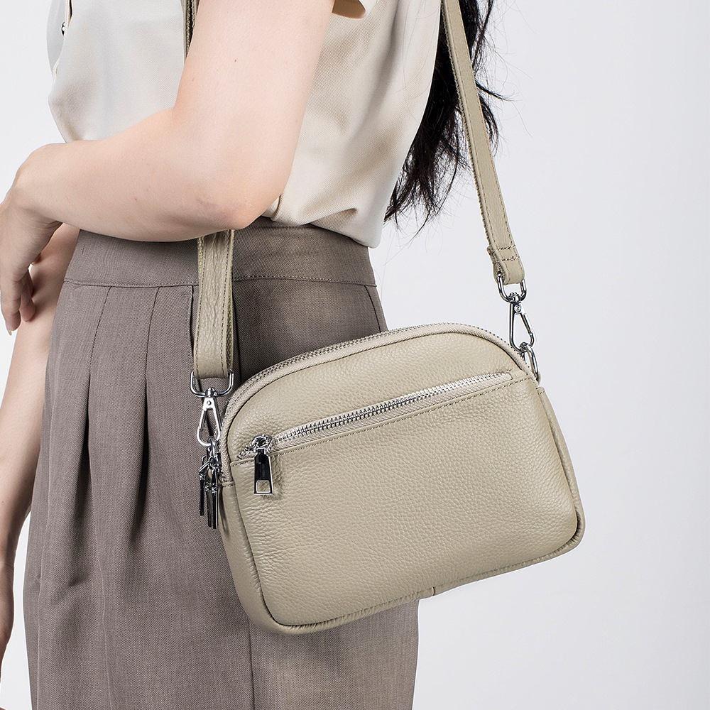 Borsa a tracolla versatile in  - Women Bags Rack recensione e prezzo